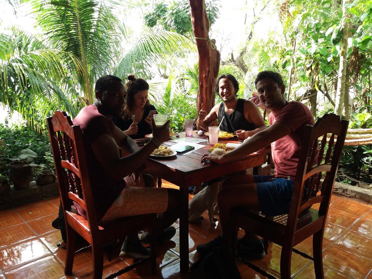 Hostal La Gloria Mérida Екстериор снимка